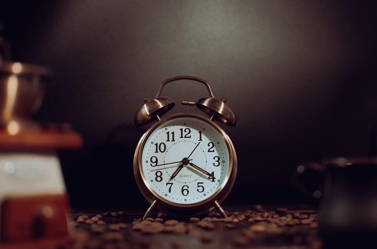 The 2pm Slump: A Science-Backed Recovery Routine for Afternoon Focus